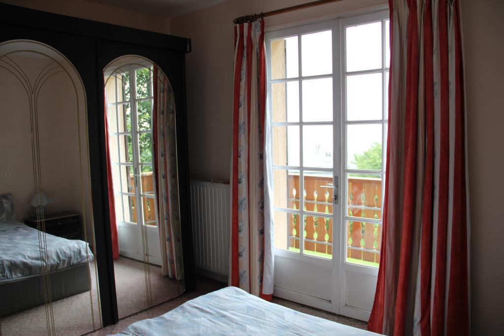 Holiday Home Maison De La Litiere Pugny-Chatenod Номер фото