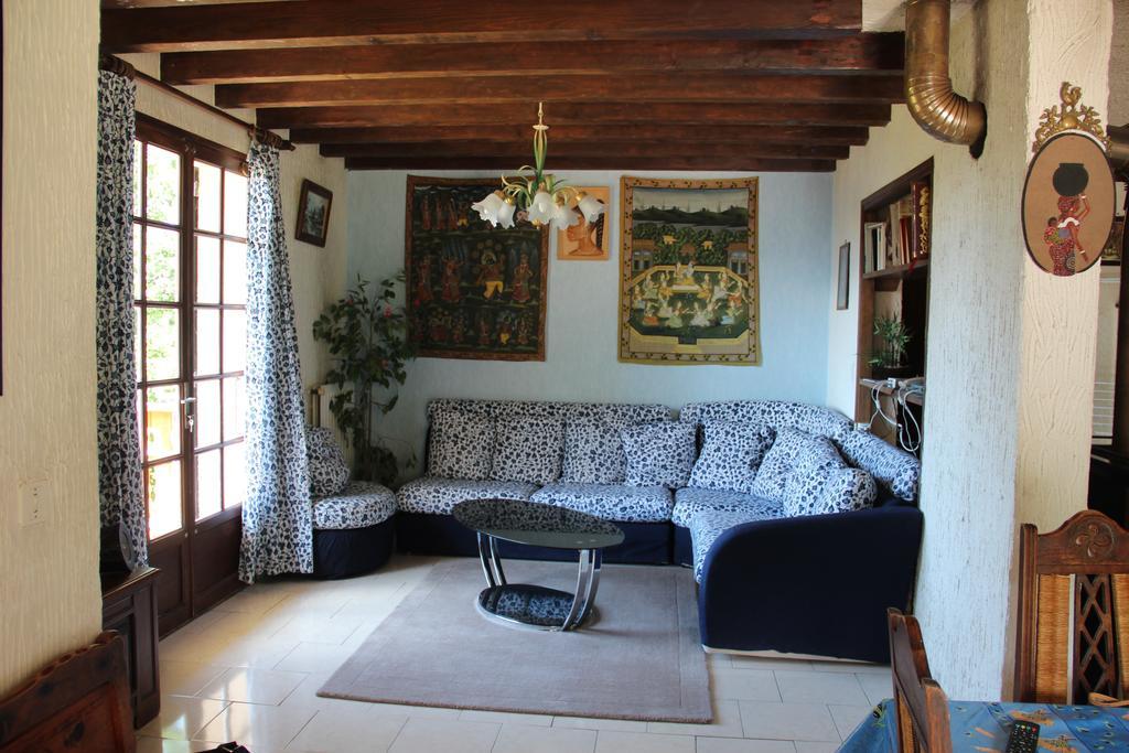 Holiday Home Maison De La Litiere Pugny-Chatenod Номер фото